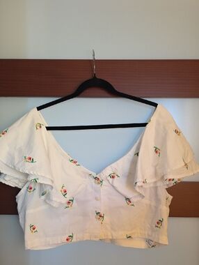 Top Shop White Floral Ruffle Crop Top